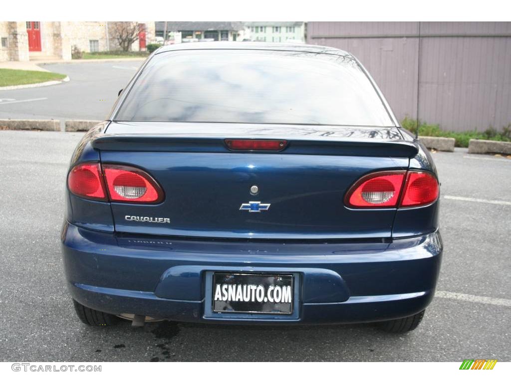 2002 Cavalier Coupe - Indigo Blue Metallic / Graphite photo #5