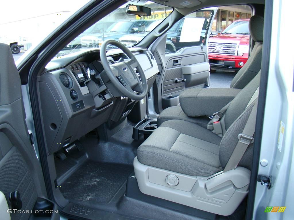 2010 F150 XL Regular Cab - Ingot Silver Metallic / Medium Stone photo #8