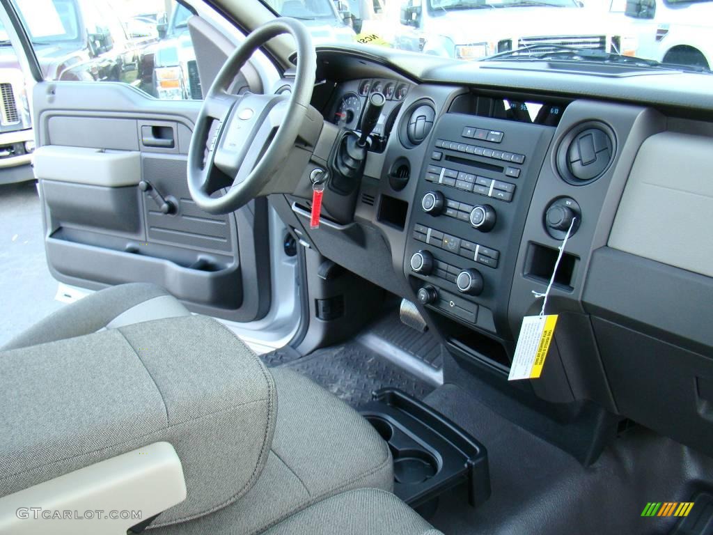 2010 F150 XL Regular Cab - Ingot Silver Metallic / Medium Stone photo #11
