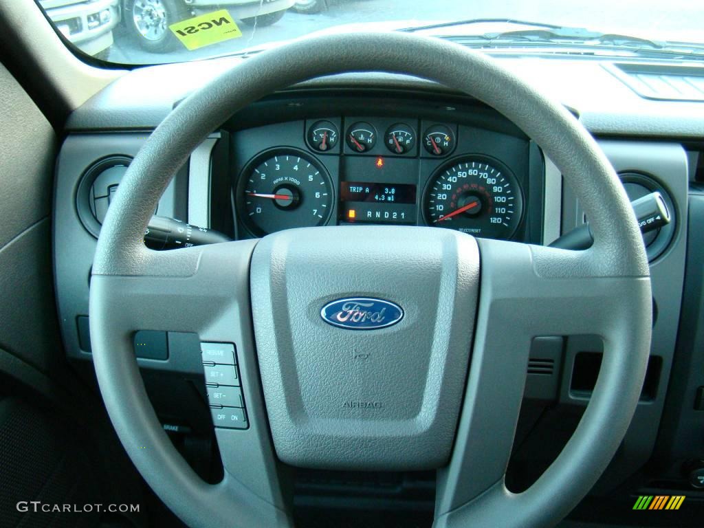 2010 F150 XL Regular Cab - Ingot Silver Metallic / Medium Stone photo #17