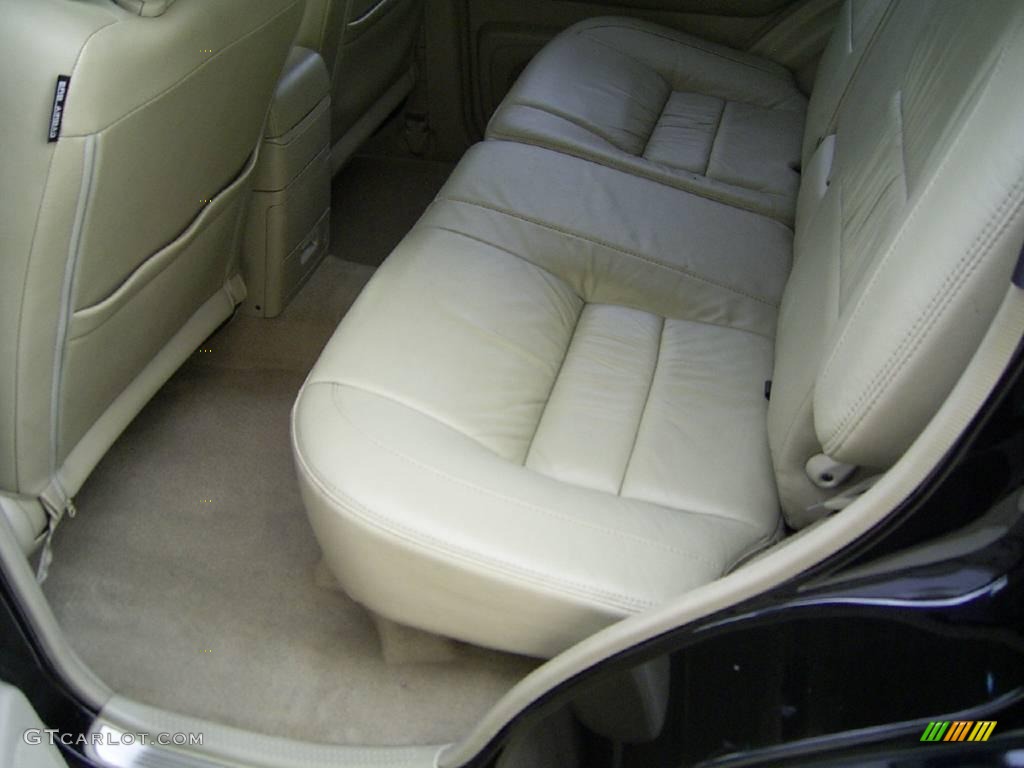 2003 QX4 4x4 - Black Obsidian / Stone Beige photo #11