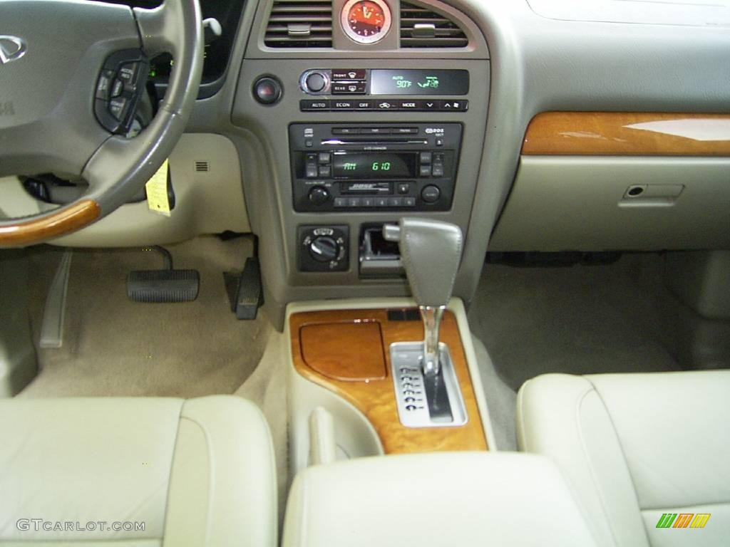 2003 QX4 4x4 - Black Obsidian / Stone Beige photo #22