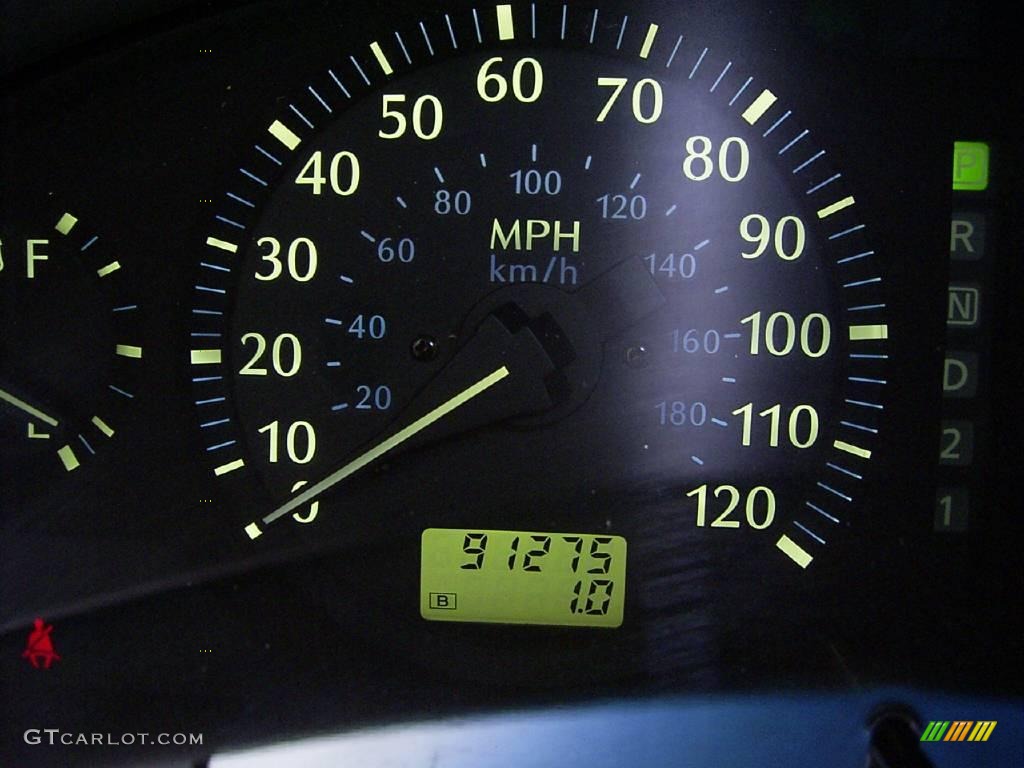 2003 QX4 4x4 - Black Obsidian / Stone Beige photo #26