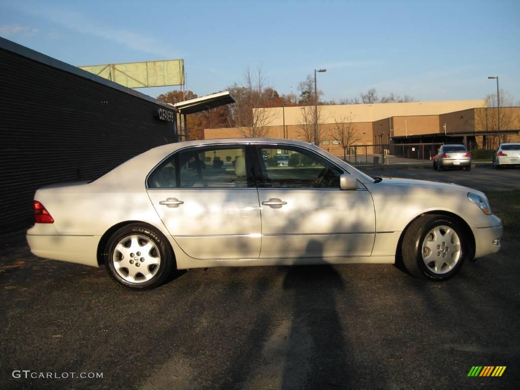 2003 LS 430 Sedan - Crystal White / Ecru photo #9