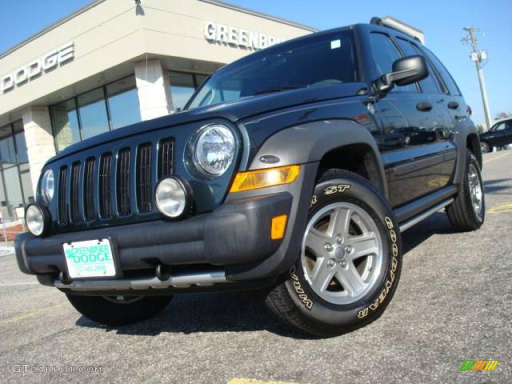 2006 Liberty Renegade 4x4 - Deep Beryl Green Pearl / Medium Slate Gray photo #1