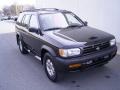 Super Black - Pathfinder SE 4x4 Photo No. 5
