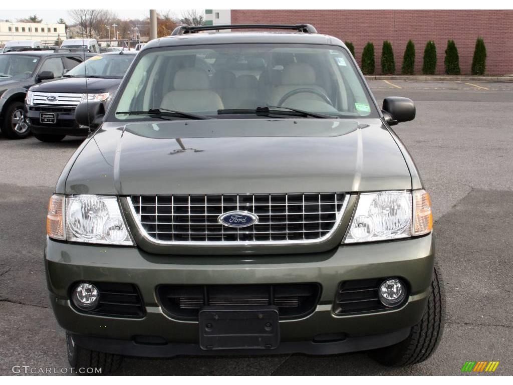 2004 Explorer XLT 4x4 - Estate Green Metallic / Medium Parchment photo #13