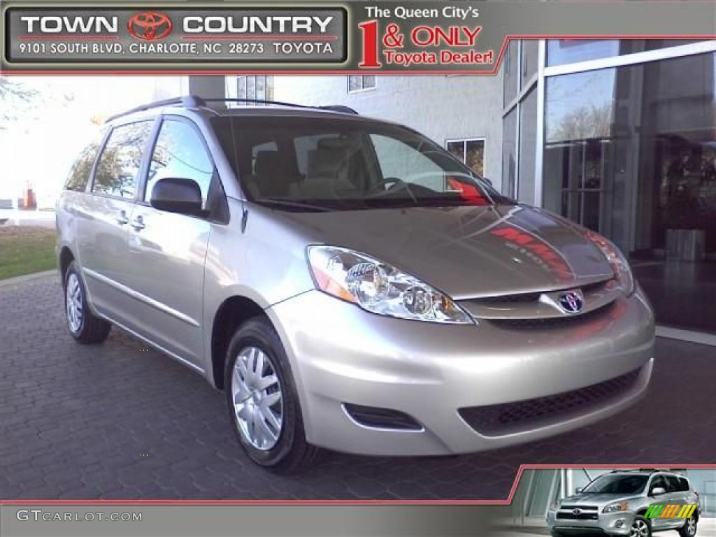 Silver Shadow Pearl Toyota Sienna