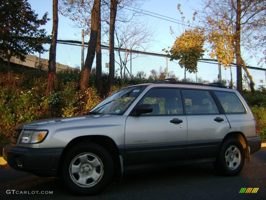 1999 Forester L - Silverthorn Metallic / Gray photo #1