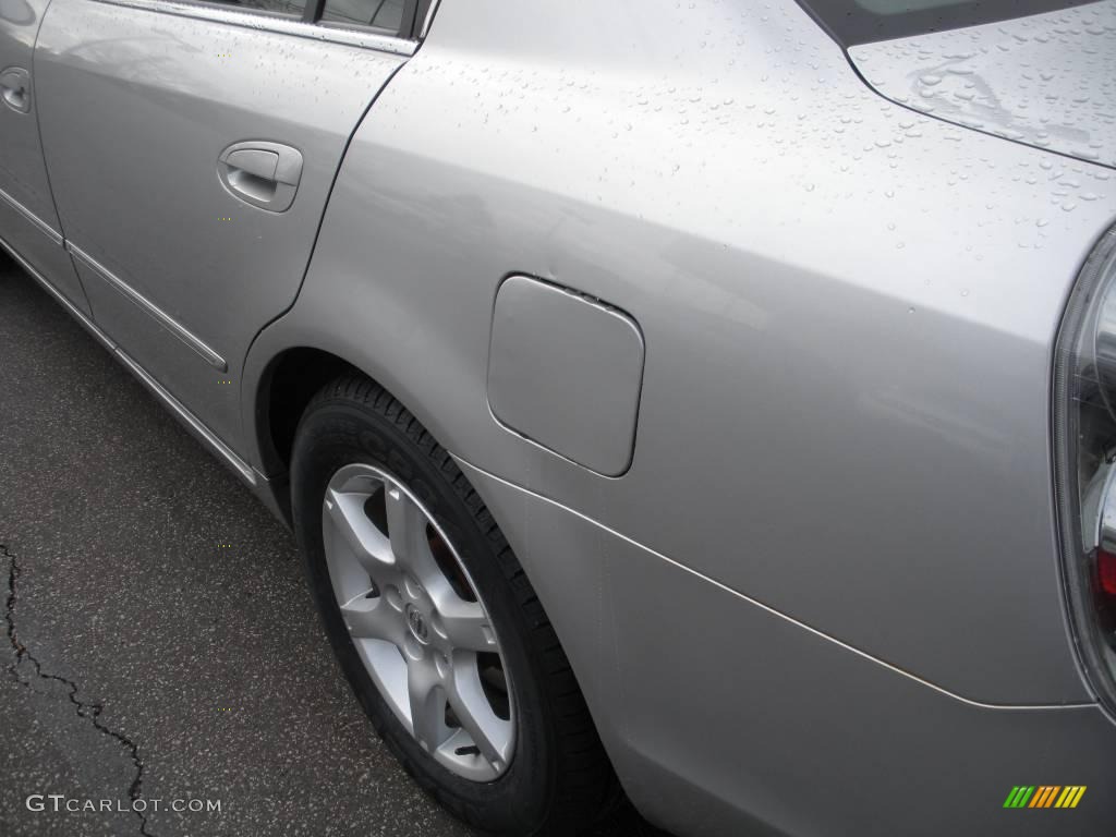 2005 Altima 2.5 SL - Sheer Silver Metallic / Charcoal photo #8