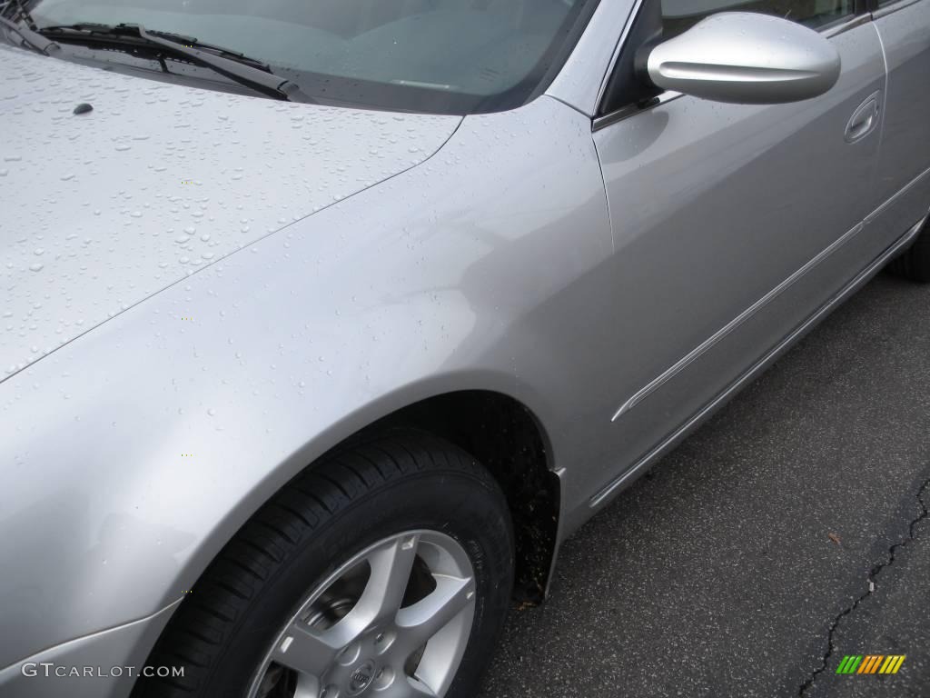 2005 Altima 2.5 SL - Sheer Silver Metallic / Charcoal photo #10