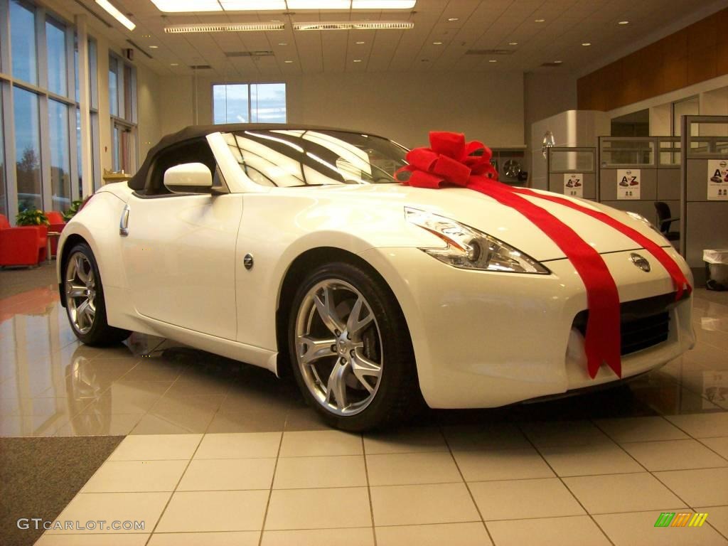 2010 370Z Sport Touring Roadster - Pearl White / Black Leather photo #3