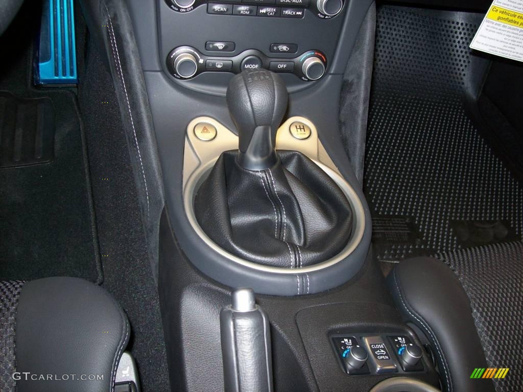 2010 Nissan 370Z Sport Touring Roadster 6 Speed SynchroRev Match Manual Transmission Photo #22084307
