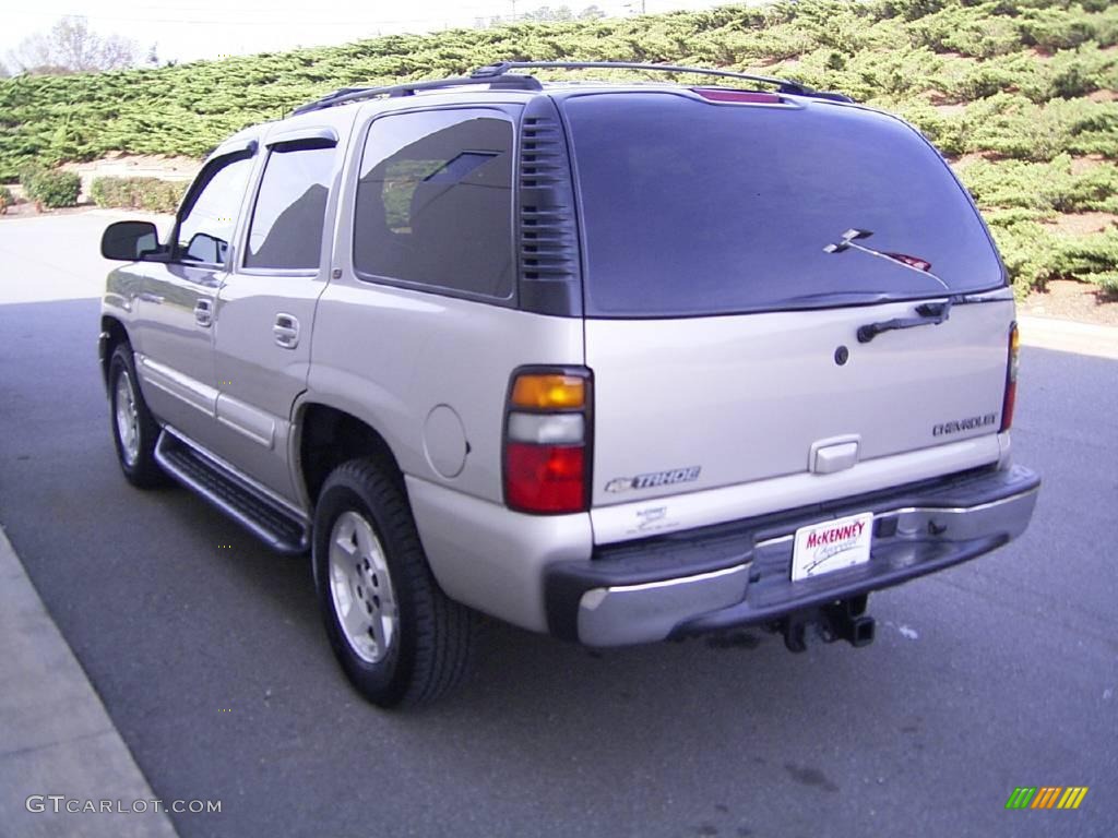 2004 Tahoe LT 4x4 - Silver Birch Metallic / Gray/Dark Charcoal photo #2