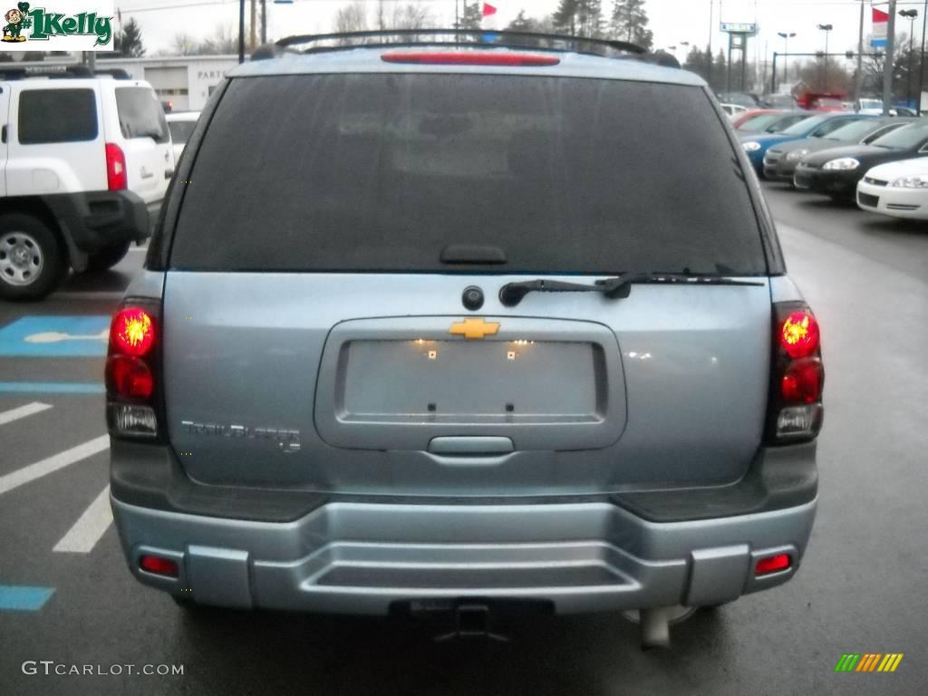2006 TrailBlazer LS 4x4 - Silver Blue Metallic / Light Gray photo #4