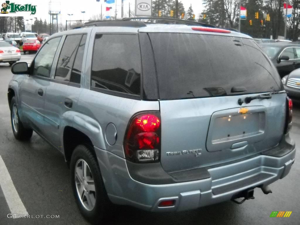 2006 TrailBlazer LS 4x4 - Silver Blue Metallic / Light Gray photo #5