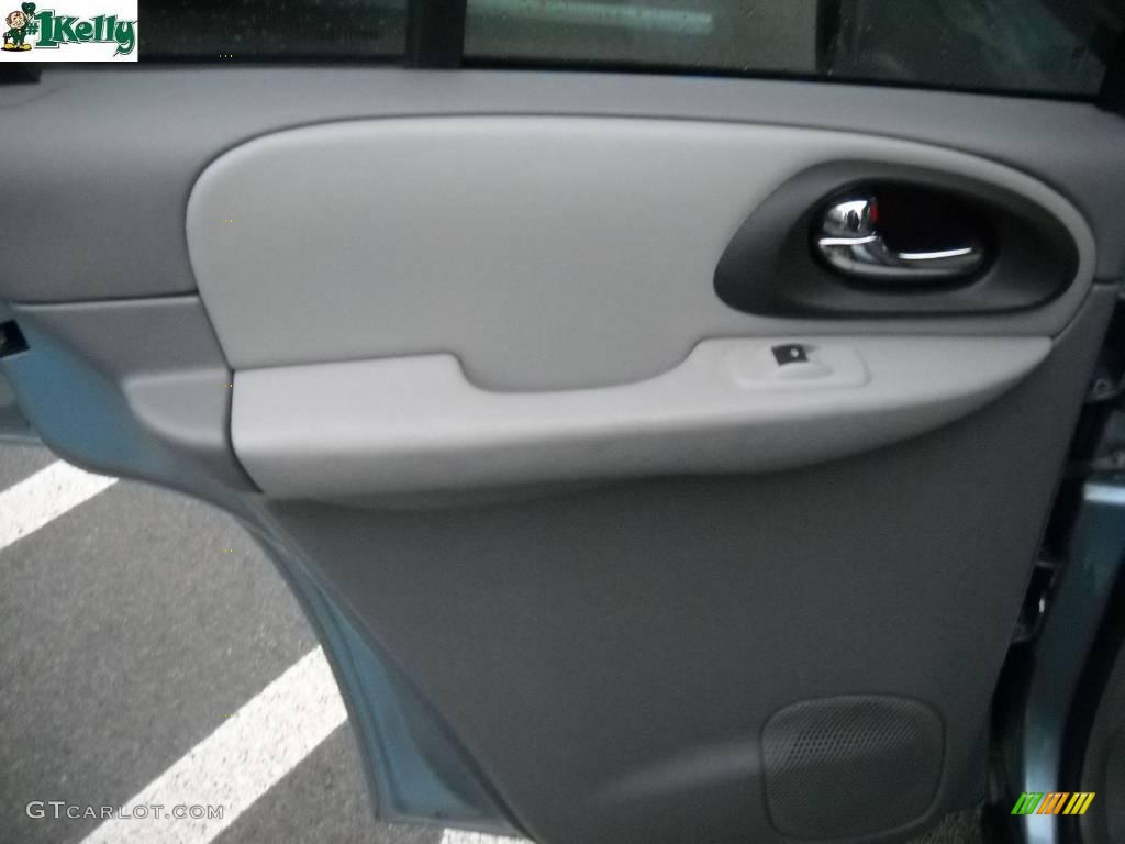 2006 TrailBlazer LS 4x4 - Silver Blue Metallic / Light Gray photo #11