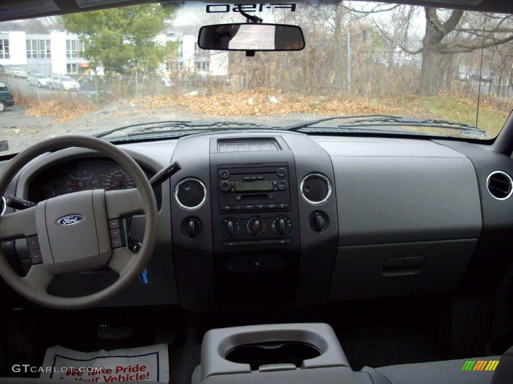 2004 F150 XLT SuperCrew 4x4 - Medium Wedgewood Blue Metallic / Dark Flint photo #7