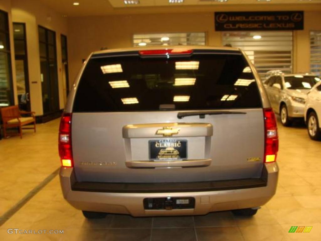 2007 Suburban 1500 LT 4x4 - Amber Bronze Metallic / Ebony photo #3