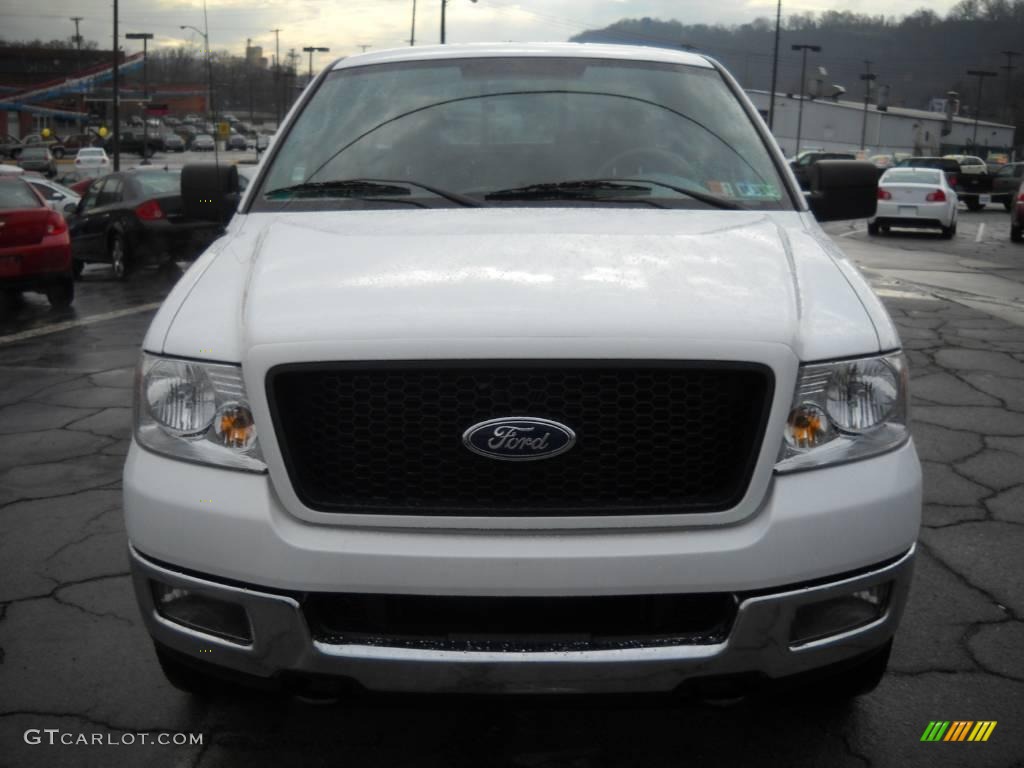 2005 F150 XLT SuperCab 4x4 - Oxford White / Medium Flint/Dark Flint Grey photo #19