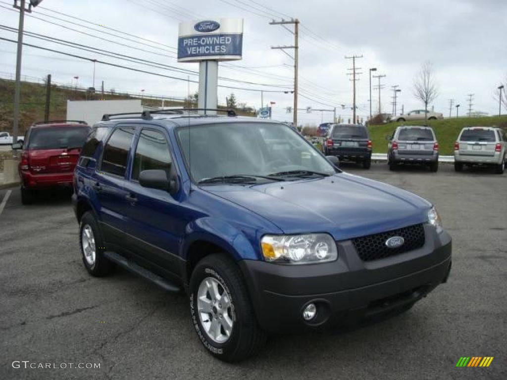 2007 Escape XLT V6 4WD - Vista Blue Metallic / Medium/Dark Flint photo #1