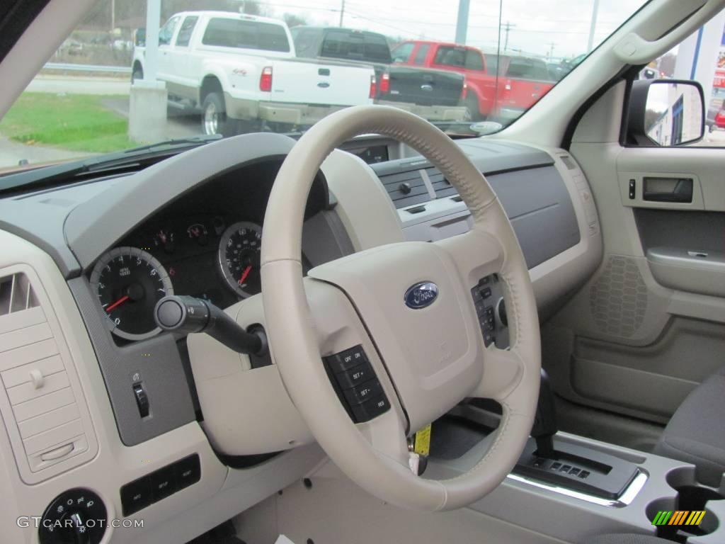 2009 Escape XLT V6 4WD - Sangria Red Metallic / Stone photo #7