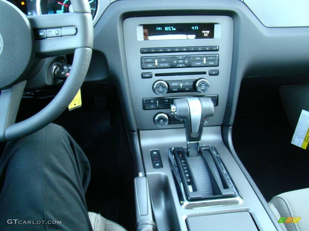 2010 Mustang V6 Coupe - Kona Blue Metallic / Stone photo #20