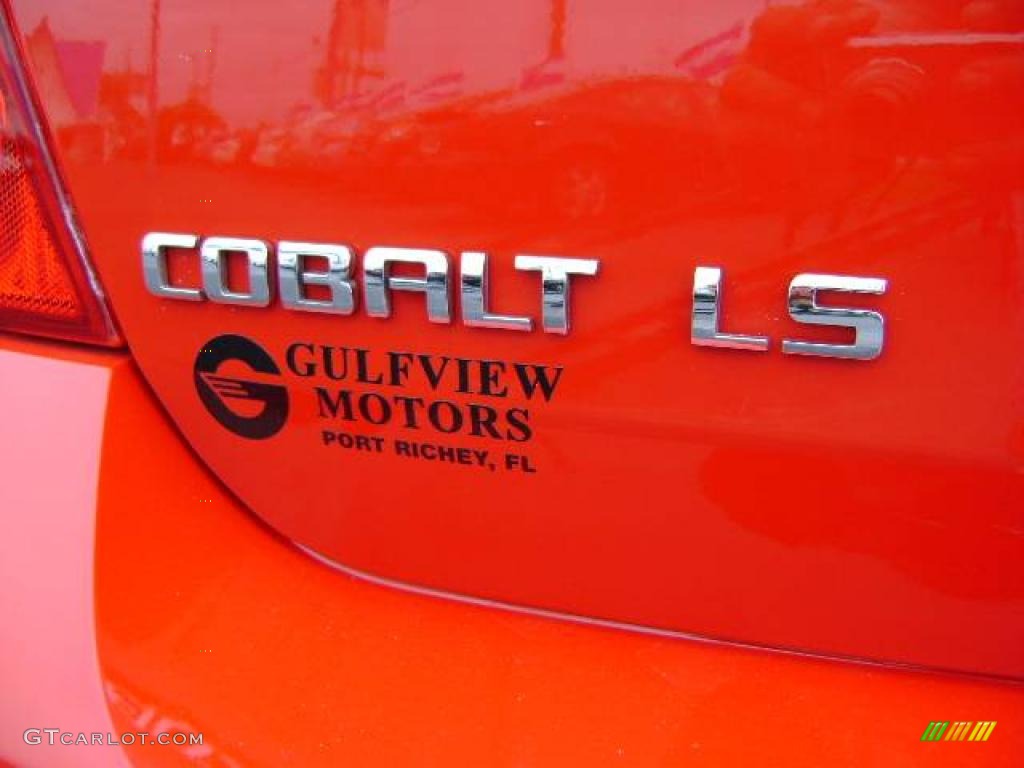 2007 Cobalt LS Sedan - Victory Red / Gray photo #9