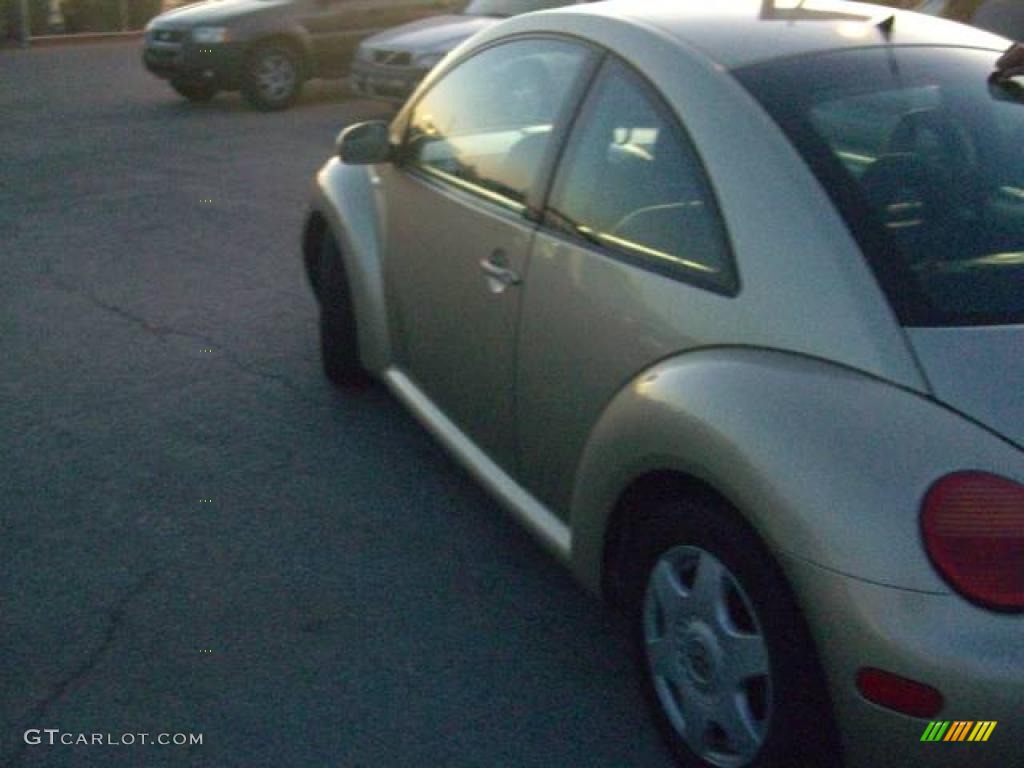 2001 New Beetle GLS TDI Coupe - Mojave Beige / Black photo #6