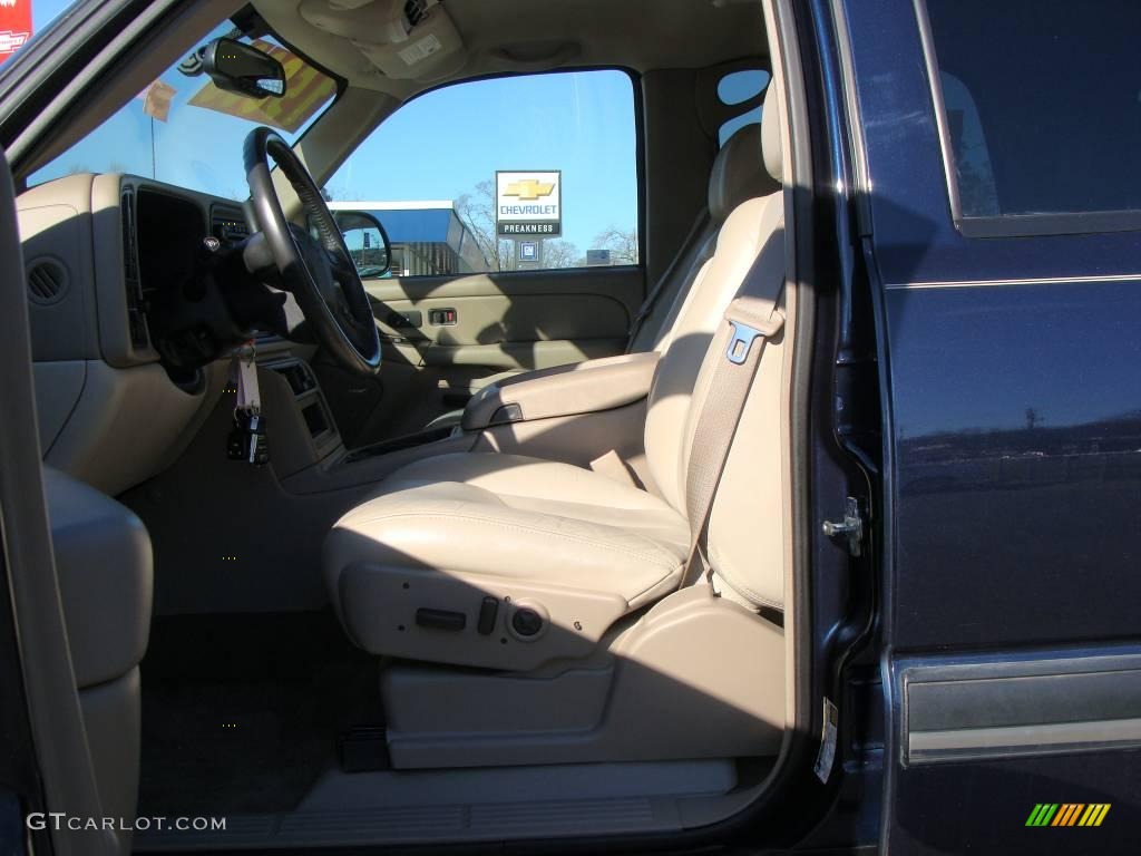 2004 Tahoe LT 4x4 - Dark Blue Metallic / Tan/Neutral photo #15