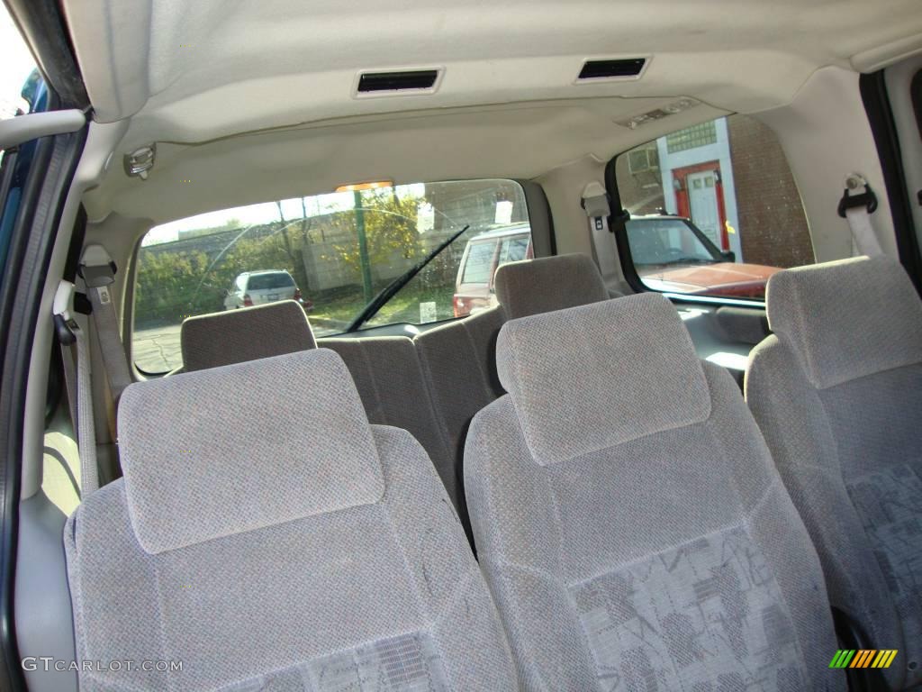 2001 Montana  - Dark Teal Metallic / Gray photo #9