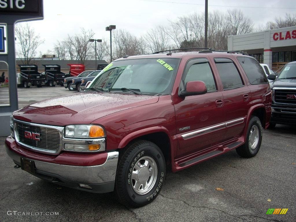 2003 Yukon SLT 4x4 - Garnet Red Metallic / Neutral/Shale photo #2