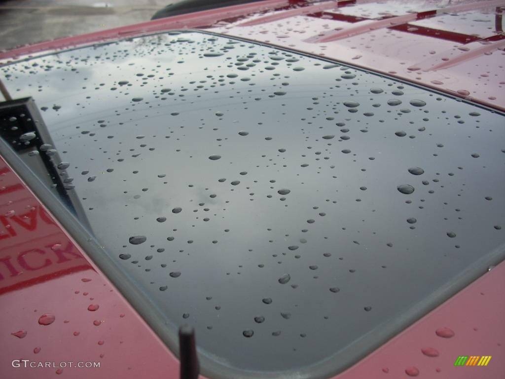 2003 Yukon SLT 4x4 - Garnet Red Metallic / Neutral/Shale photo #7