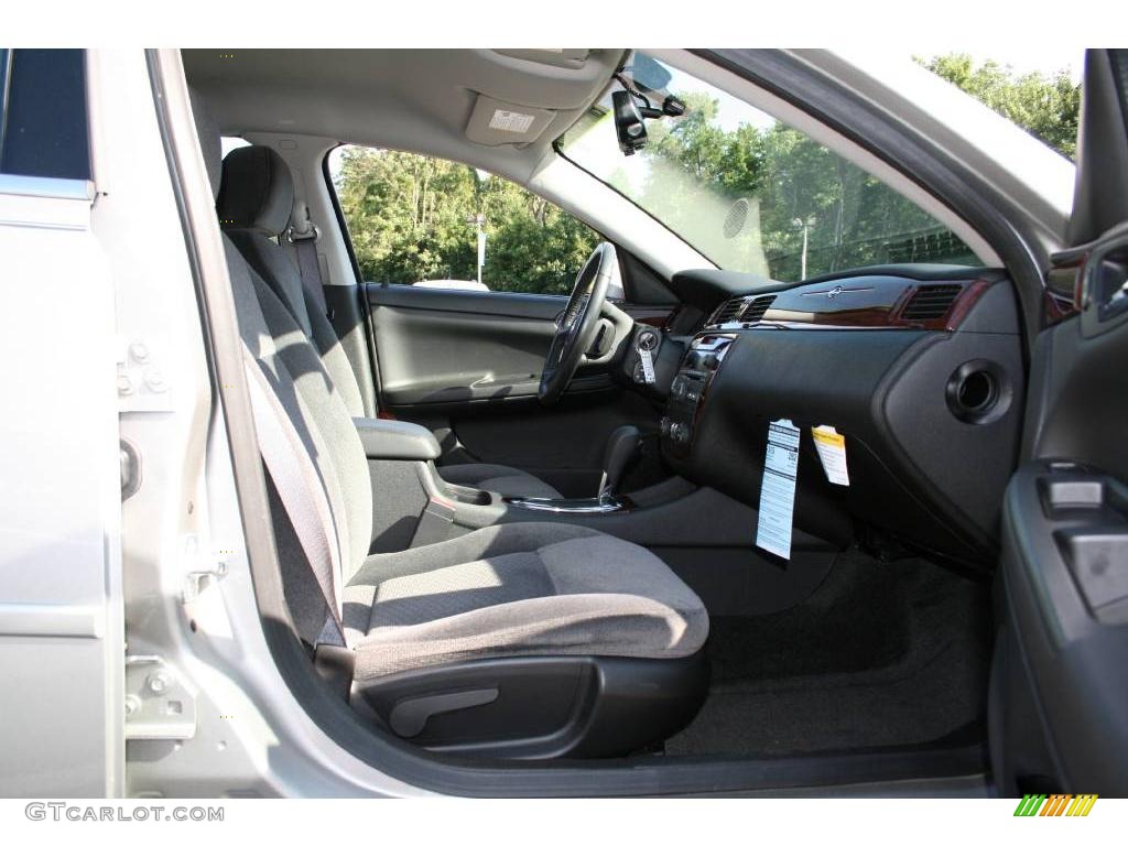 2008 Impala LT - Silverstone Metallic / Gray photo #19