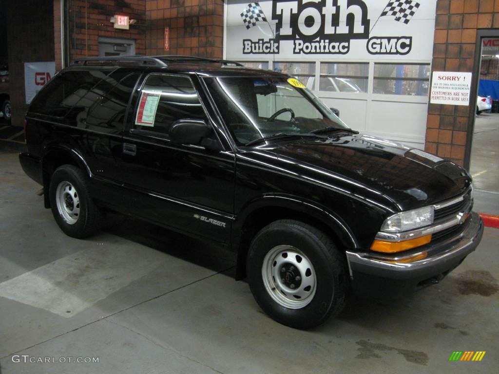 1999 Blazer 4x4 - Onyx Black / Graphite photo #1