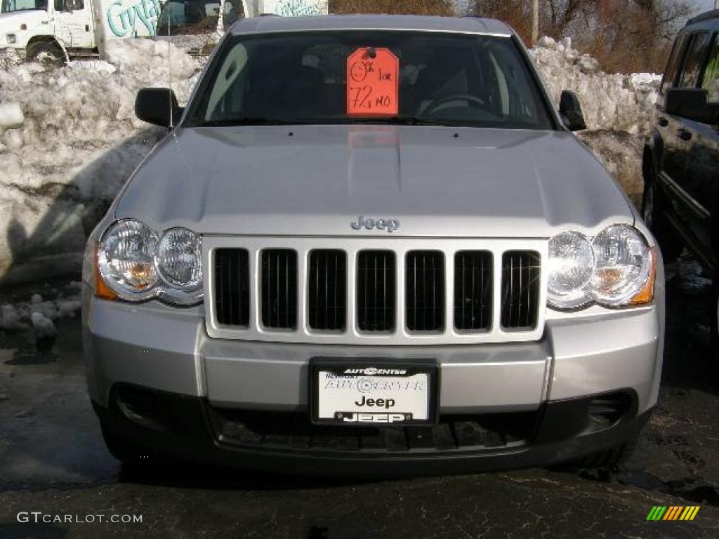 2008 Grand Cherokee Laredo 4x4 - Bright Silver Metallic / Dark Slate Gray photo #2