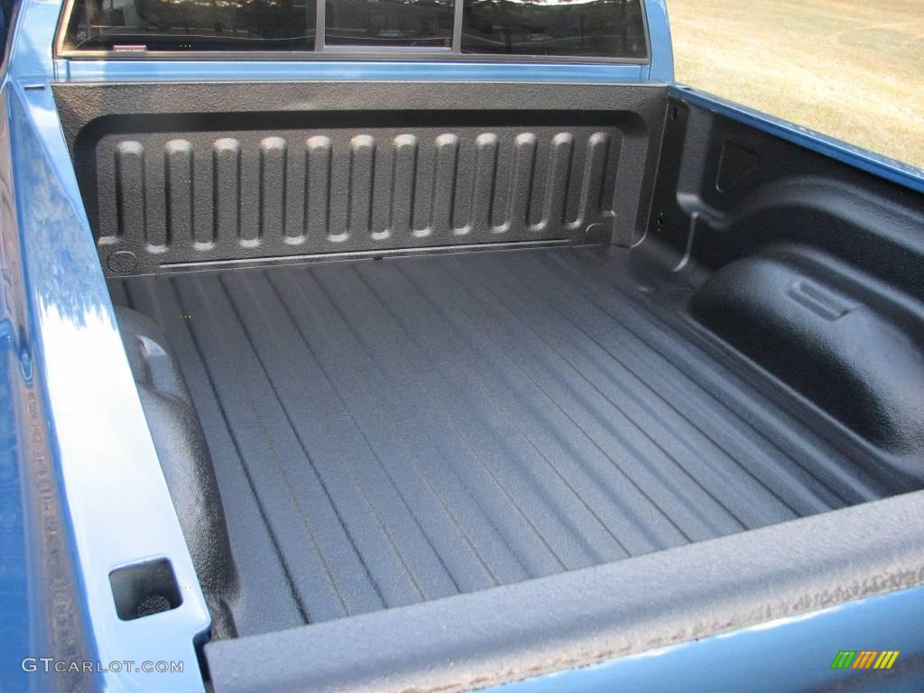 2004 Ram 1500 ST Regular Cab 4x4 - Atlantic Blue Pearl / Taupe photo #6