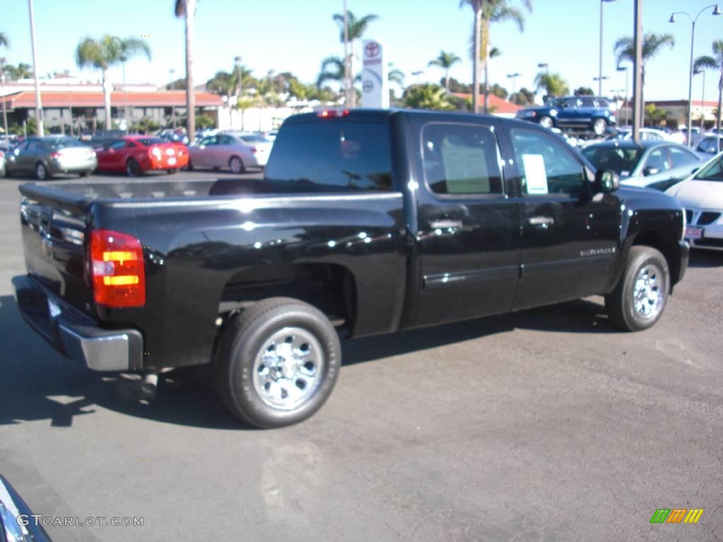 2009 Silverado 1500 LS Crew Cab - Black / Dark Titanium photo #2
