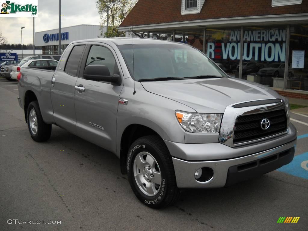 2007 Tundra SR5 TRD Double Cab 4x4 - Silver Sky Metallic / Graphite Gray photo #1