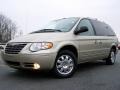 2007 Linen Gold Metallic Chrysler Town & Country Limited  photo #4