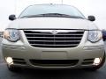 2007 Linen Gold Metallic Chrysler Town & Country Limited  photo #8