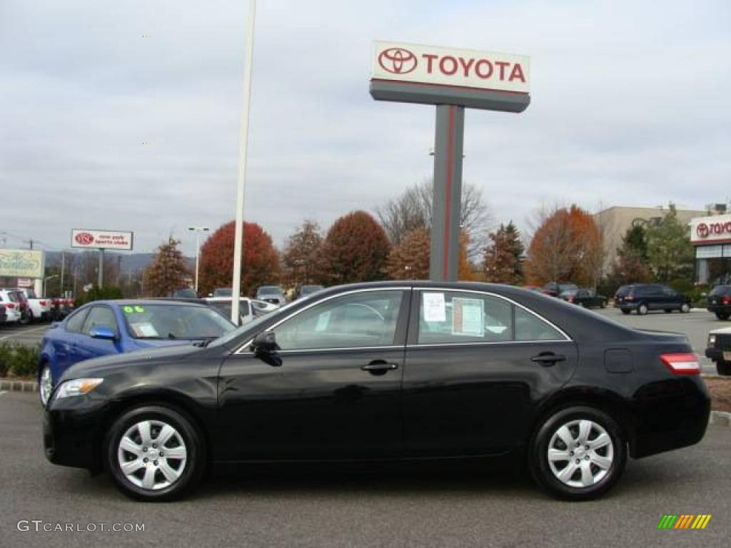 2010 Camry LE - Black / Ash Gray photo #3
