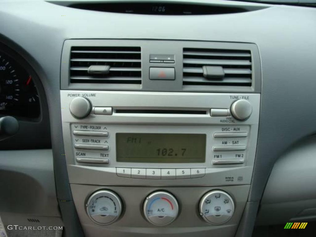 2010 Camry LE - Black / Ash Gray photo #11
