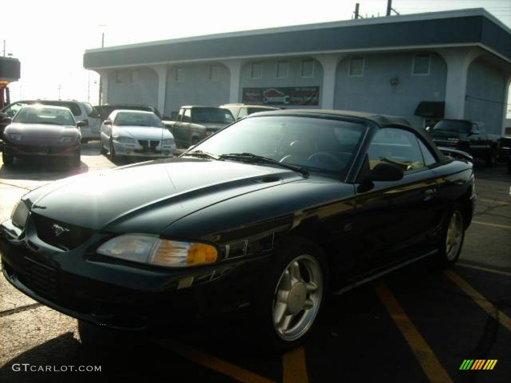 1995 Mustang GT Convertible - Black / Saddle photo #8