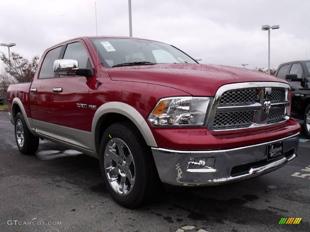 2010 Ram 1500 Laramie Crew Cab - Inferno Red Crystal Pearl / Light Pebble Beige/Bark Brown photo #4