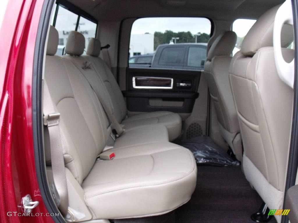 2010 Ram 1500 Laramie Crew Cab - Inferno Red Crystal Pearl / Light Pebble Beige/Bark Brown photo #10
