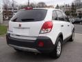 2009 Polar White Saturn VUE XE  photo #5