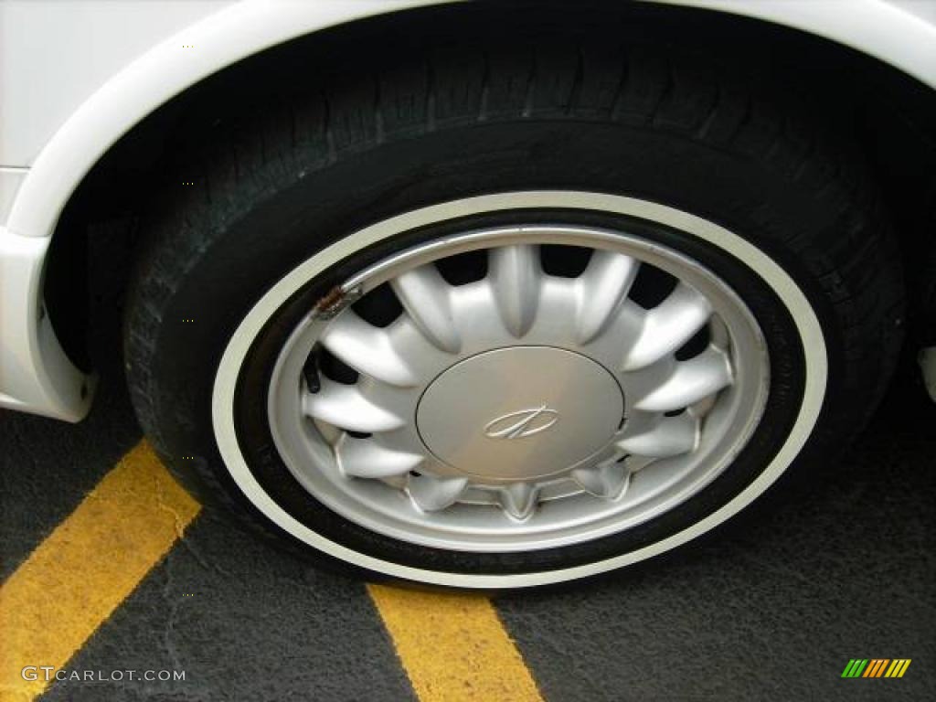 1998 Eighty-Eight LS - Bright White / Gray photo #10