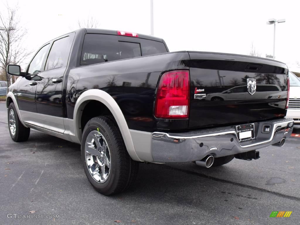 2010 Ram 1500 Laramie Crew Cab - Brilliant Black Crystal Pearl / Dark Slate Gray photo #2