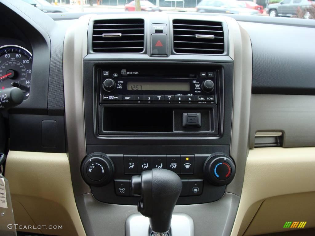 2008 CR-V LX 4WD - Green Tea Metallic / Ivory photo #21